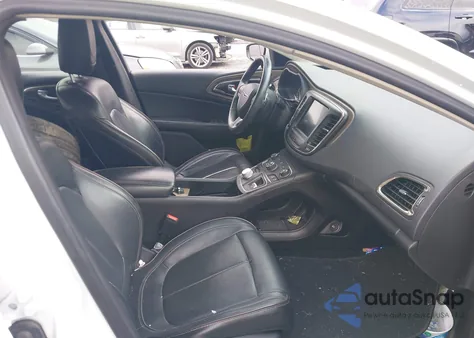 2016 Chrysler 200 C from USA, damaged, VIN 1C3CCCCG1GN122916